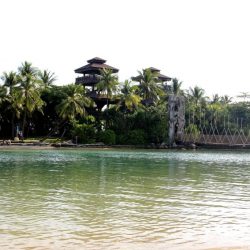 Пляж Палаван (Palawan Beach) 